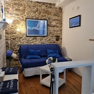 Intra Muros -petit Duplex Atypique + 2 Vélos Saint-Malo